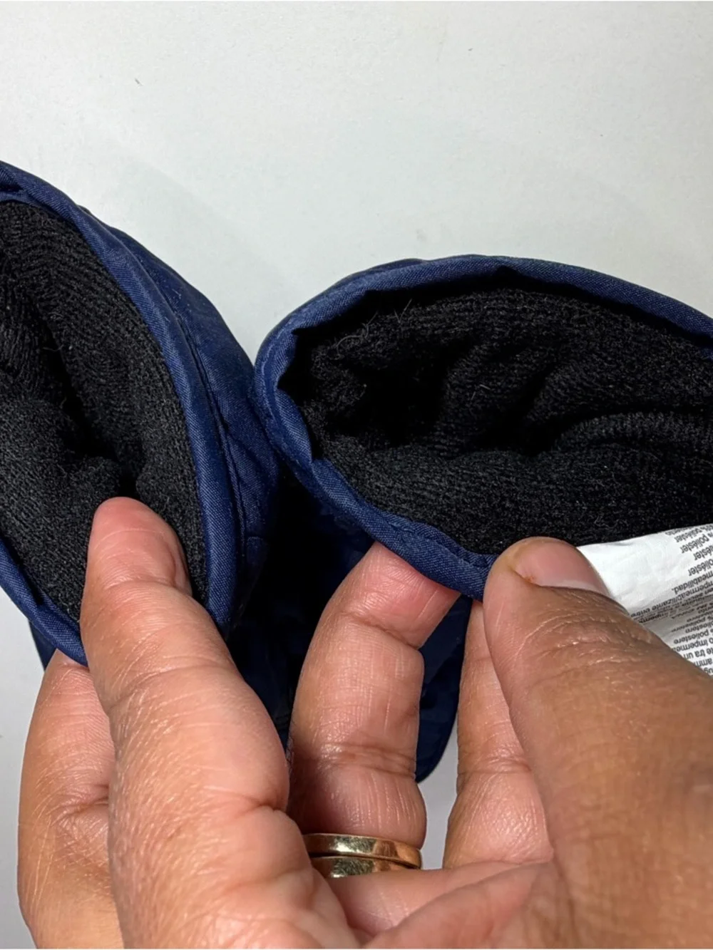 Children's Navy Winter Mittens - Insulated Cold-Weather Gloves